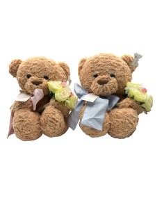 Fiori di Lena - Peluche  orso L con fiocco cm 55 h, mazzetto di fiori e tag Festa della Mamma