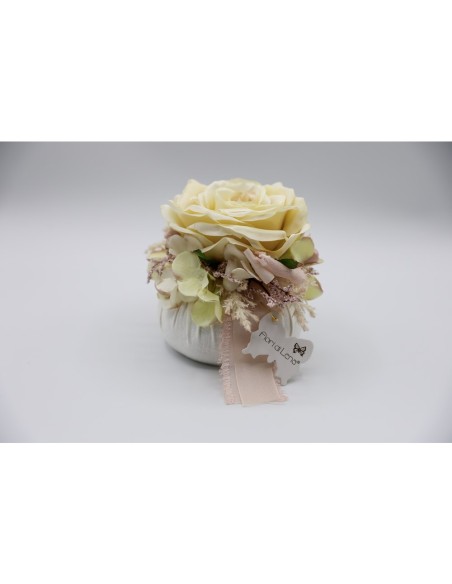 Fiori di Lena - Puffo in lino con rosa e peonia, ortensie, erbetta e piume Ø 11 cm
