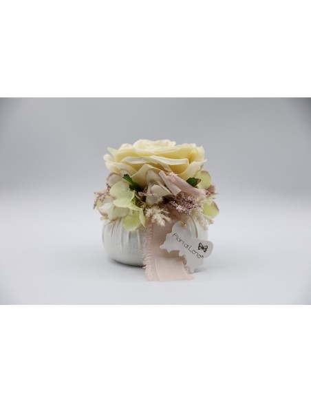 Fiori di Lena - Puffo in lino con rosa e peonia, ortensie, erbetta e piume Ø 11 cm