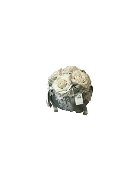 Fiori di Lena - Puffo con 4 rose, ortensia, astrania, nebbiolina e pizzo cm 26X22