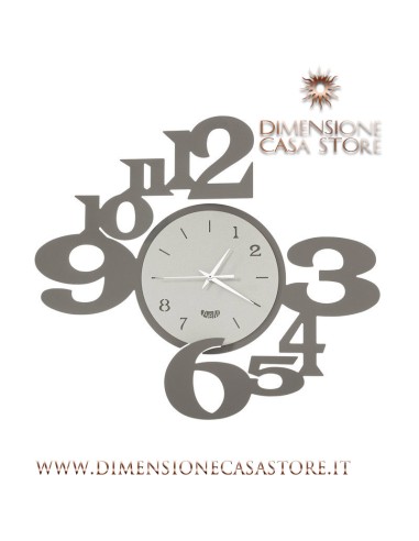 Arti & Mestieri - Orologio da parete di design a chiasmo King fango/avorio-45 x 40 cm di altezza