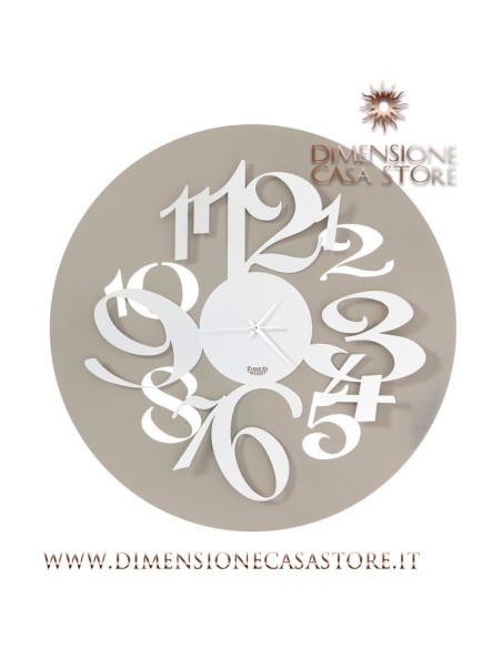 Arti & Mestieri - Orologio da parete di design Focus sabbia/bianco-Ø 50 cm