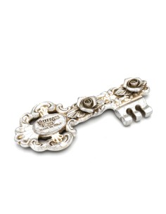 Valle d'Oro Patchi - Chiave piccola in ceramica con rosette sfumate argento, bomboniera regalo made in Italy