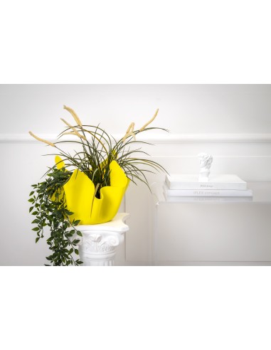 iPLEX - Vaso linea Drappeggi in plexiglass giallo pieno drappeggiata a mano Made in Italy - arredamento casa ufficio studio fior