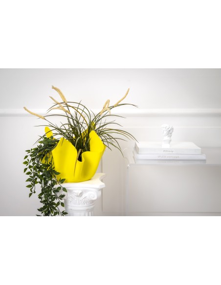 iPLEX - Vaso linea Drappeggi in plexiglass giallo pieno drappeggiata a mano Made in Italy - arredamento casa ufficio studio fior