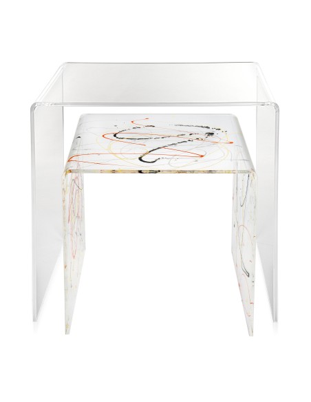 Set di 2 tavolini sovrapponibili design anni '80 in plexiglass Trasparente, schizzo artistico colorato